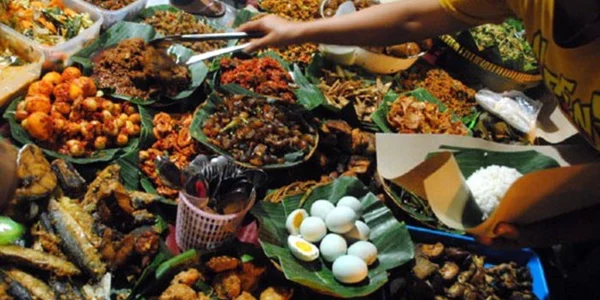 Street Food di Jakarta Surga Kuliner Jalanan yang Wajib Dicoba