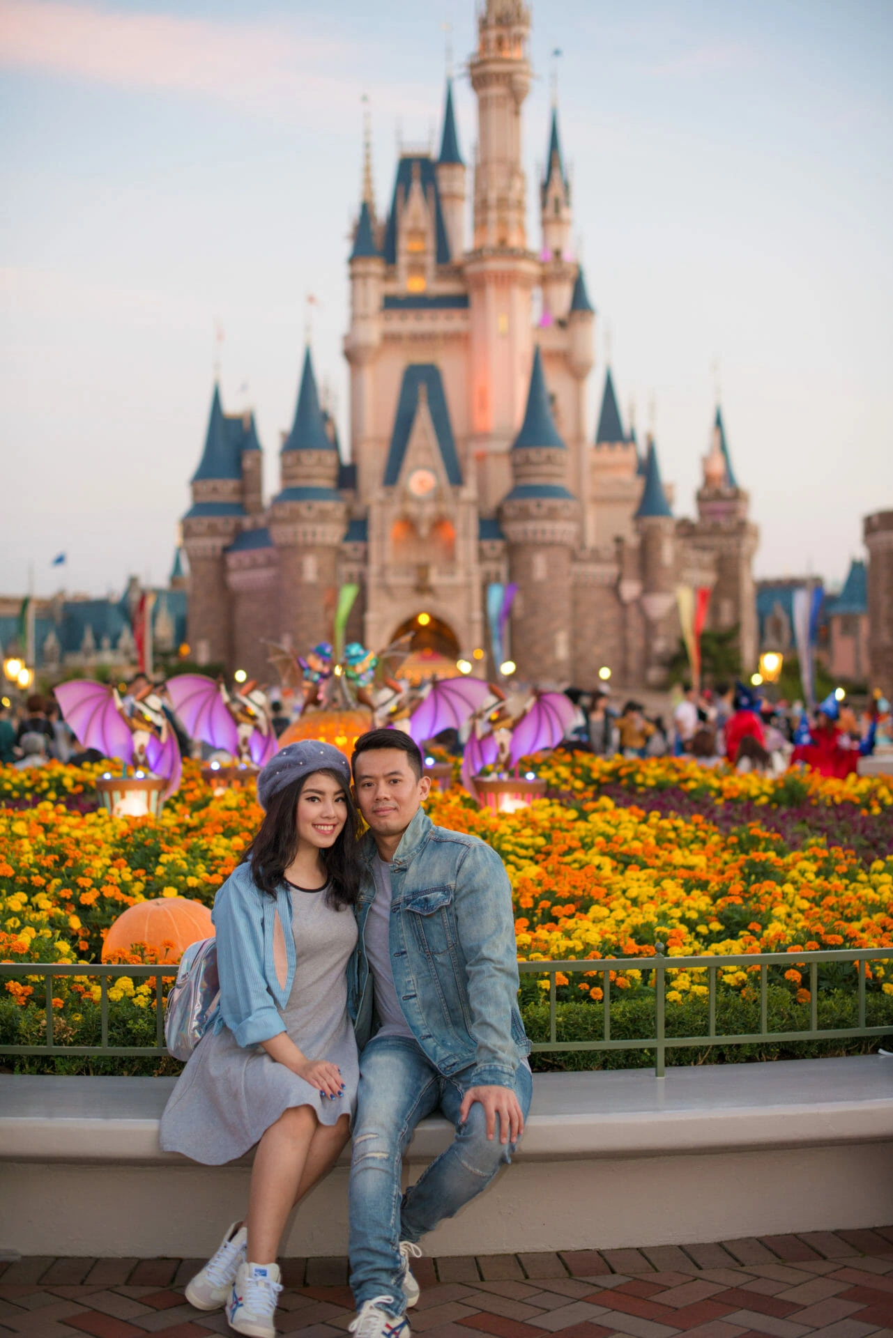 Tokyo Disneyland atau DisneySea – Nostalgia Romantis