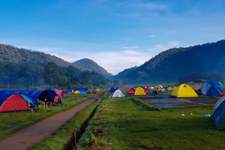 Weekend di Bandung Berkemah di Ranca Upas