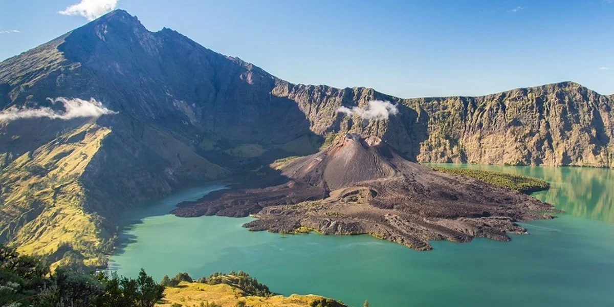 Puncak Gunung Rinjani Tips, Keindahan Alam, dan Spot Favorit